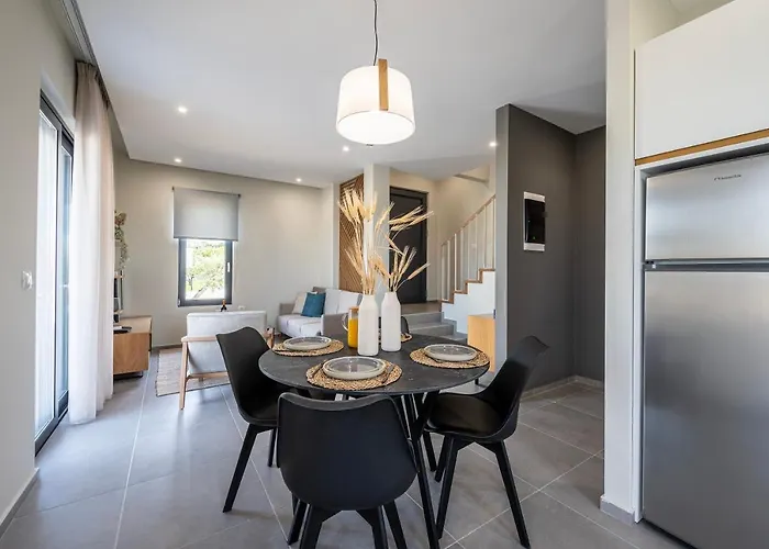 Campo Premium Private Pool 코스 타운